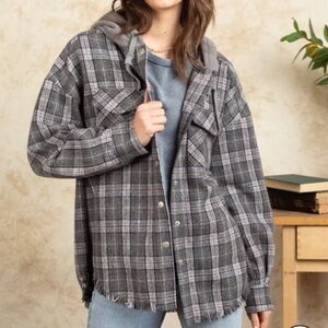New In Oversized Frayed Hem Hooded Plaid Flannel
